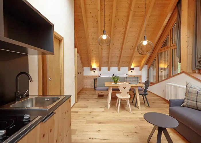 Natura Boutique Chalet Wellness Spa Dobbiaco